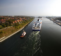 Hoe boekt u een Veerboot naar Kiel