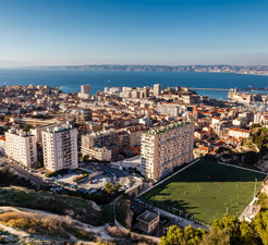 Sådan booker du en færge til Marseille 