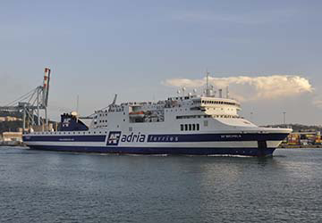 adria_ferries_michela_outside