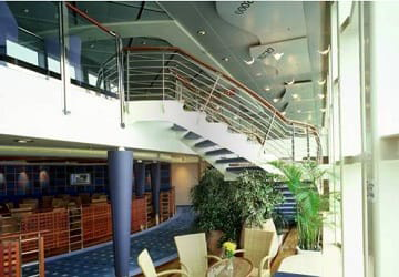 anek_superfast_hellenic_spirit_stairwell