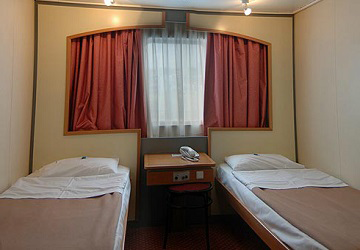 anek_superfast_kriti_ii_2_bed_cabin