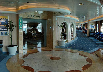 anek_superfast_olympic_champion_restaurant_entrance