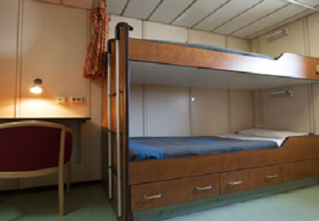 balearia_levante_bunk_bed