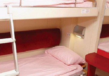 brittany_ferries_barfleur_2_bed_cabin_inside