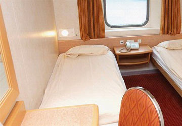 brittany_ferries_cap_finistere_2_bed_outside_cabin_2