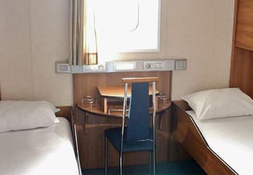 brittany_ferries_etretat_outside_cabin