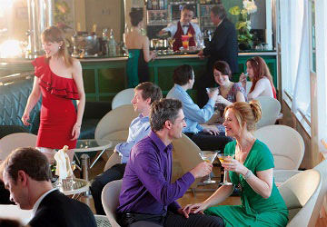 brittany_ferries_pont_aven_piano_bar