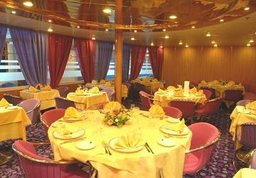 corsica_ferries_mega_express_five_restaurant