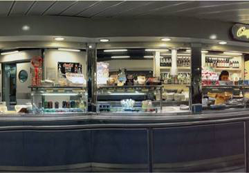 corsica_ferries_mega_express_two_cafeteria