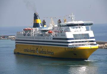 corsica_ferries_mega_smeralda