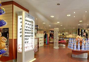 corsica_ferries_mega_smeralda_shop2