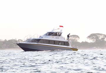 crown_fast_cruise_crown_fast_cruises