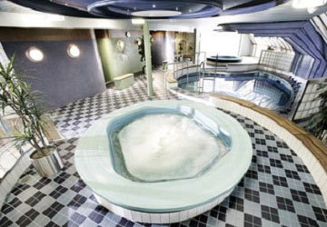 dfds_seaways_crown_seaways_inside_jacuzzi