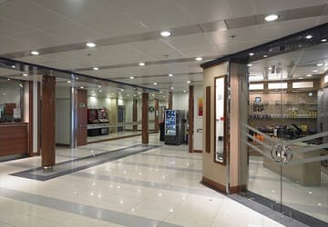 dfds_seaways_norman_voyager_shopping