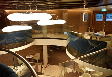 golden_star_ferries_superferry_stairwell