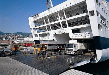 grandi_navi_veloci_majestic_boarding