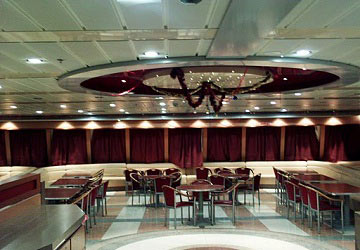 grimaldi_lines_catania_self_service_seating_area