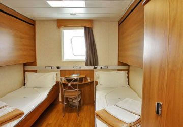 grimaldi_lines_florencia_4_bed_cabin