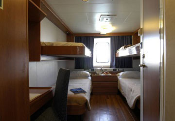 grimaldi_lines_zeus_palace_4_bed_cabin