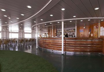 grimaldi_lines_zeus_palace_bar