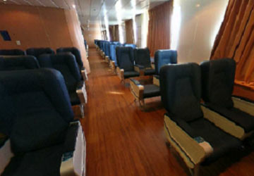 grimaldi_lines_zeus_palace_seating_lounge