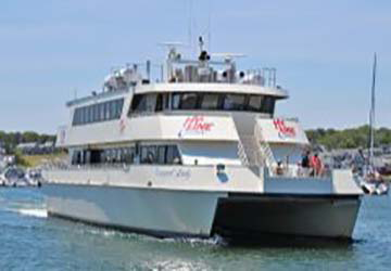 hy_line_cruises_vineyard_lady