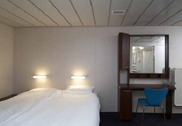 ld_lines_norman_asturias_bed_cabins