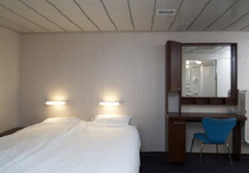 ld_lines_norman_spirit_comfotable_cabins