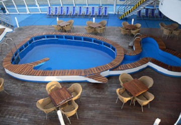 moby_lines_moby_aki_pool
