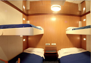 moby_lines_moby_wonder_4_bed_cabin