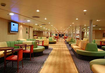 saronic_ferries_achaeos_seating