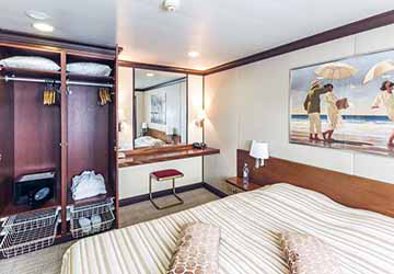 st_peter_line_princess_anastasia_suite_storage