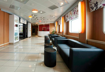 stena_line_stena_lagan_shopping_entrance_hall