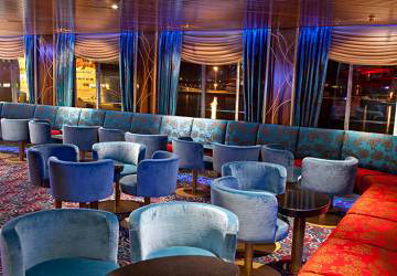 tallink_silja_baltic_queen_tango_lounge