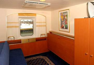 tallink_silja_victoria_i_standard_outside_cabin