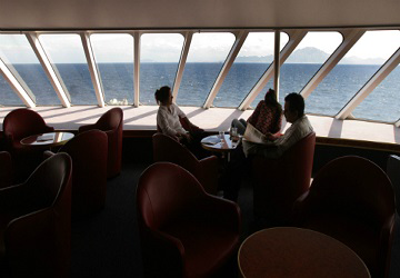 trasmediterranea_alboran_bar_seating2