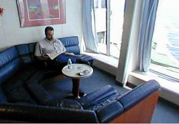 trasmediterranea_almudaina_dos_club_class_bar_2