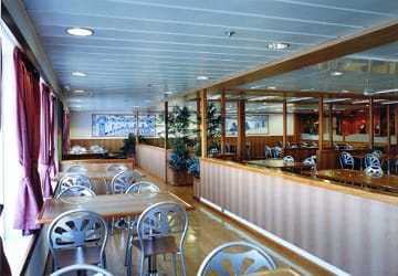 trasmediterranea_murillo_cafe_seating