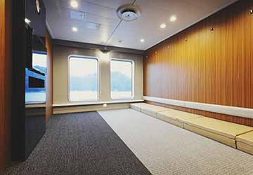 uwajima_unyu_ferries_akebono_maru_television