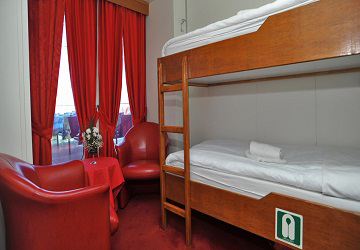 ventouris_ferries_bari_cabin2