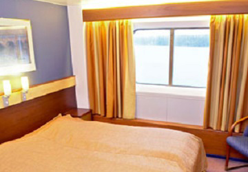 viking_line_amorella_outside_cabin