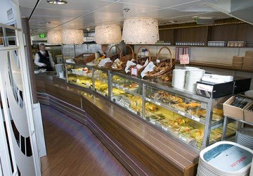 viking_line_gabriella_cafe