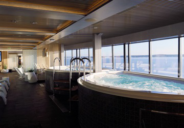 viking_line_viking_grace_spa_jacuzzis