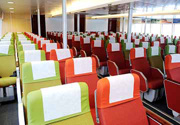 bintan_resort_ferries_wan_sendari_seating