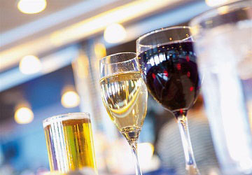 brittany_ferries_normandie_express_drinks_in_front_of_the_bar