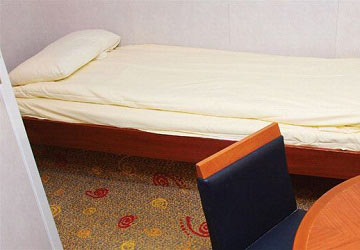 brittany_ferries_pont_aven_inside_2_bed_cabin