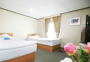 dbs_cruise_ferry_eastern_dream_junior