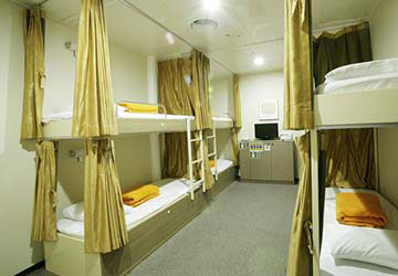 dbs_cruise_ferry_eastern_dream_second_class_bunk
