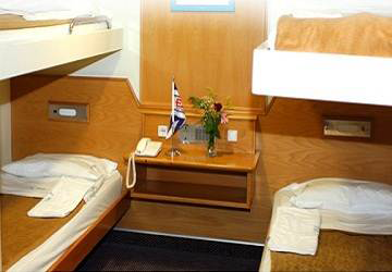 endeavor_lines_elli_t_4_berth_inside_cabin