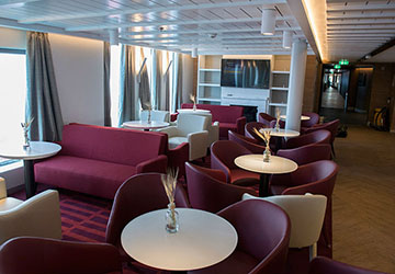 golden_star_ferries_superferry_red_seats